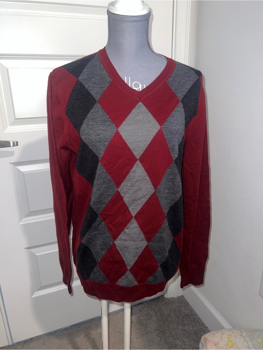 Apt. 9 V-neck sweater